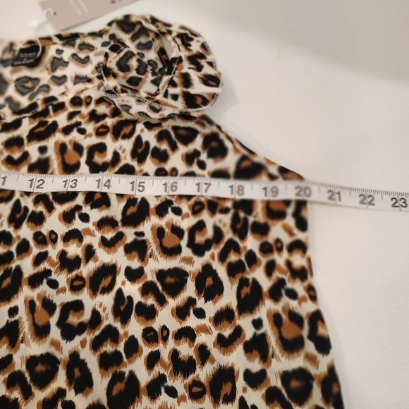 Emery Rose Leopard Women's LG Romper W/Ruffle Straps - Picture 9 of 12